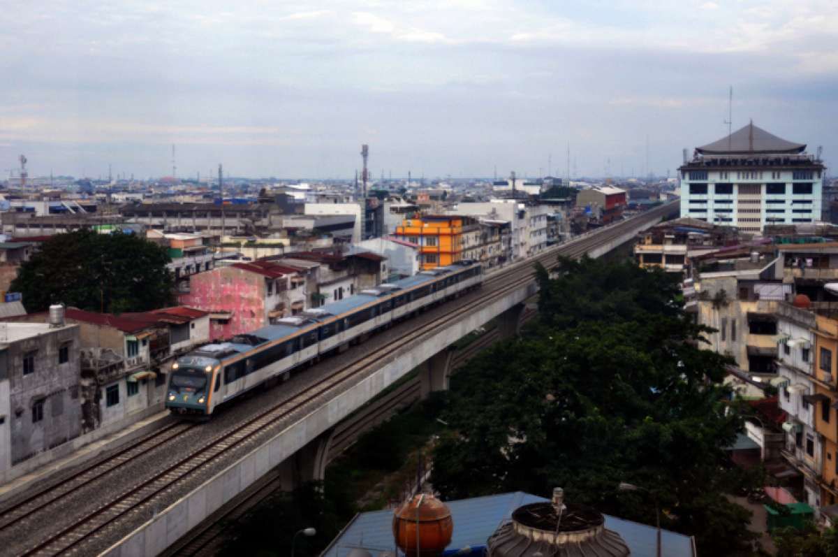 Dua Jalur Kereta Trans Sumatera Kelar Akhir Tahun