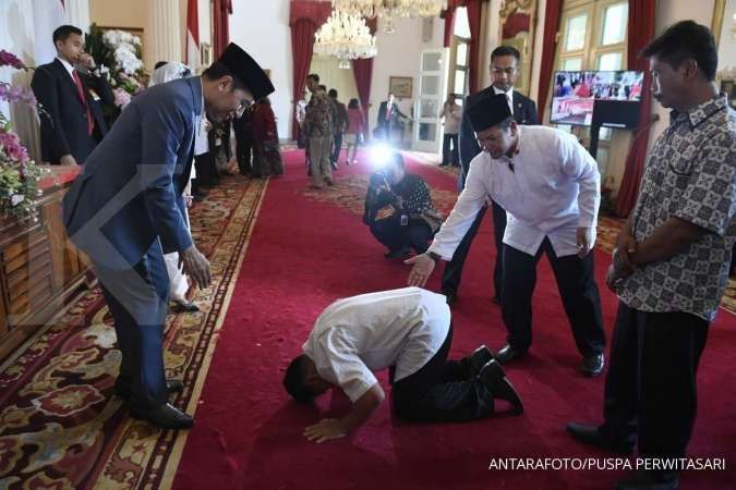 Suasana 'open house' Jokowi di Istana, warga dan pejabat antre bersama