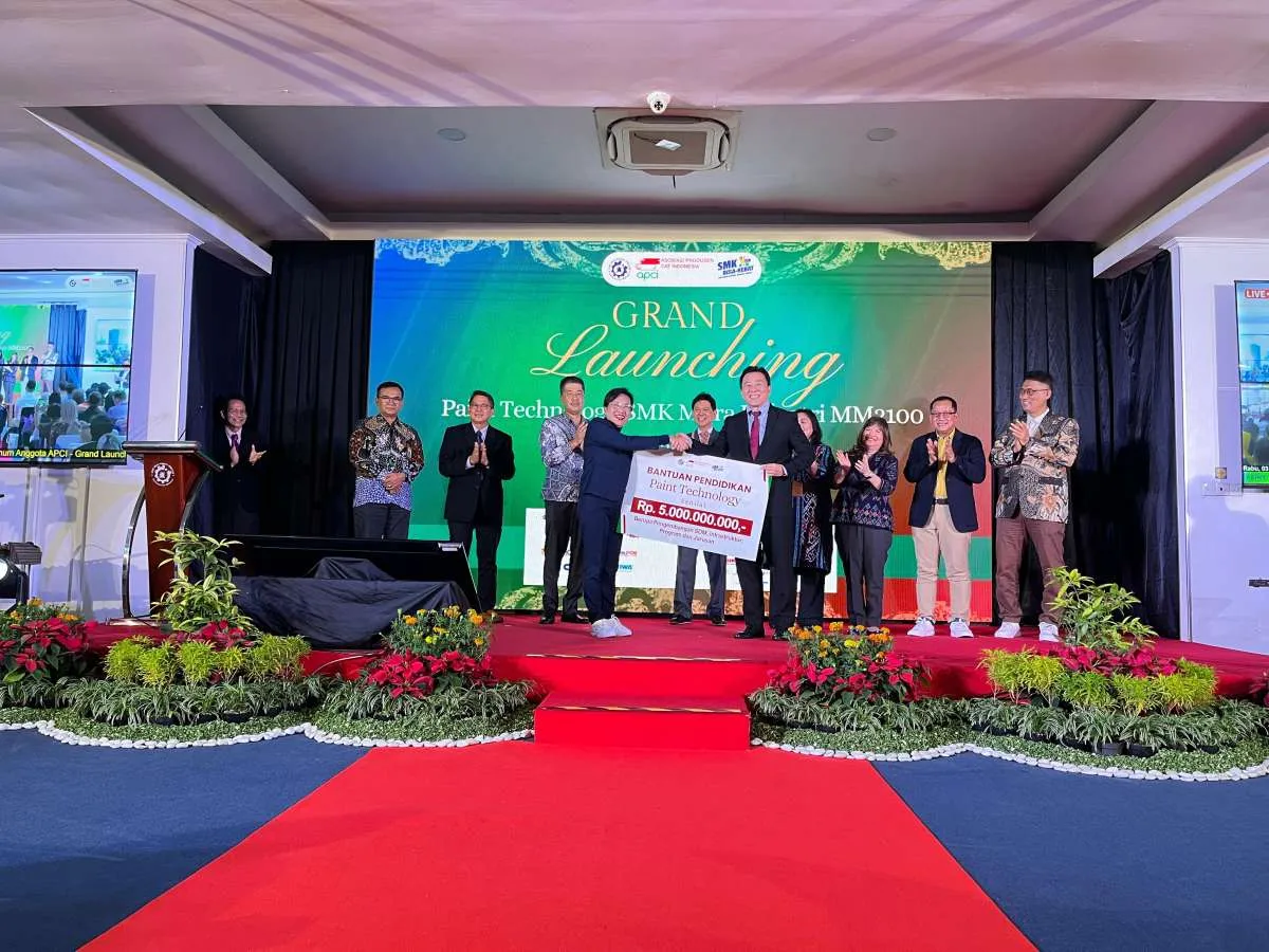 APCI Beri Dukungan dalam Pendidikan Paint Technology di SMK Mitra Industri MM2100 