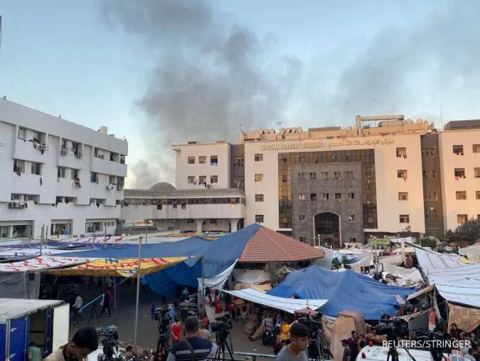 Israeli Troops Raid Gaza's Al Shifa Hospital