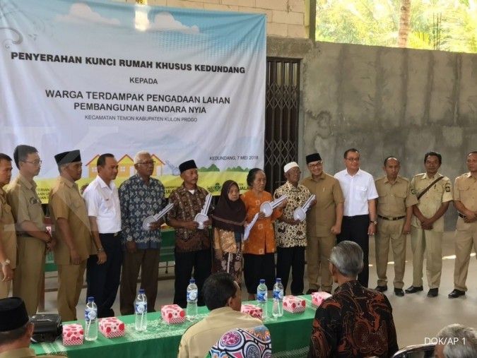 Warga yang terdampak proyek Bandara Kulon Progo menerima rumah gratis