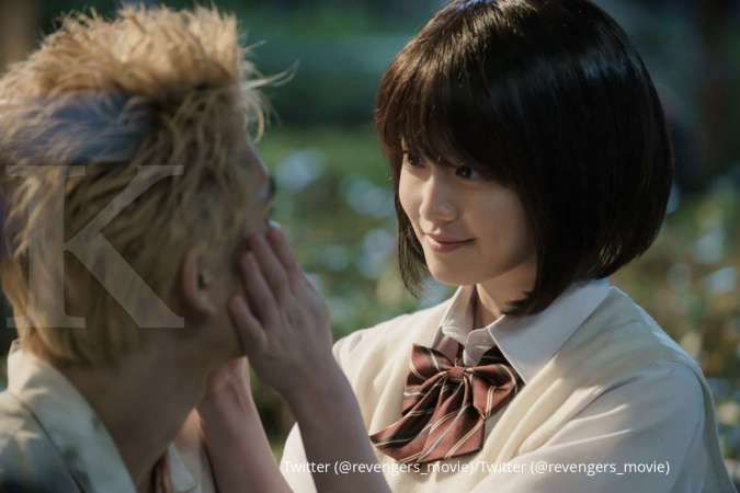 Foto Takemichi dan Hinata di film Tokyo Revengers live action, jangan baper ya liat mereka