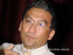 Fuad Rahmany: Suspend Saham Bank Century Tidak Guncang Bursa