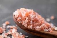 4 Manfaat Garam Himalaya untuk Kecantikan dan Cara Menggunakannya