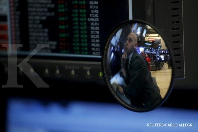 Bursa AS tergelincir dari posisi tertinggi 6 pekan