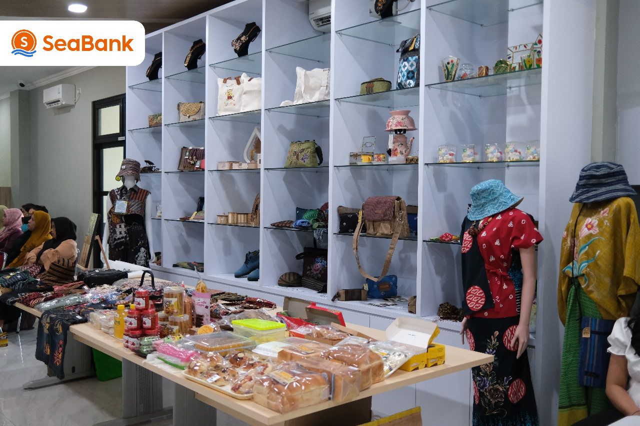 Kontan. Produk seperti batik dan aksesoris dari sejumlah pengusaha UMKM di wilayah Surakarta dan sekitarnya. (Dok.Istimewa)