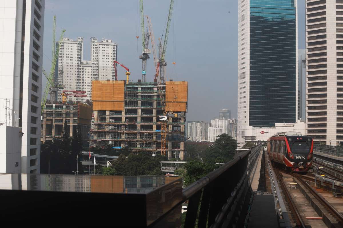 Meninjau Ambisi Laju Ekonomi Tinggi