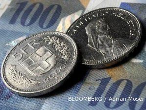 Swiss franc kembali diburu hingga melompat level rekor