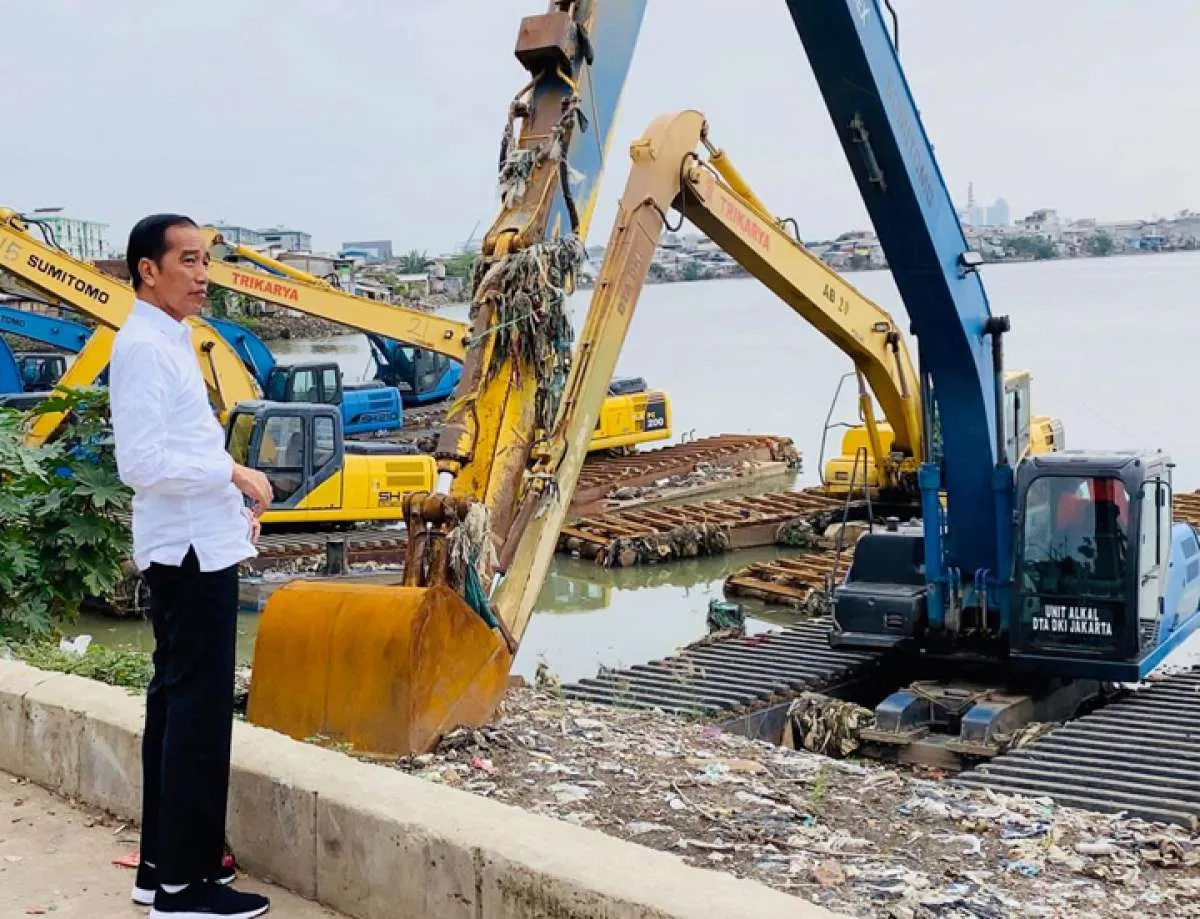 Jokowi akhirnya berkunjung di Sukajaya setelah sempat gagal mendarat