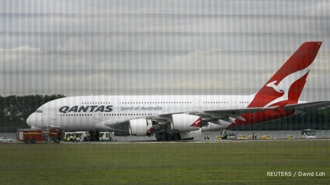 Laba bisa amblas 90%, saham Qantas terjun bebas