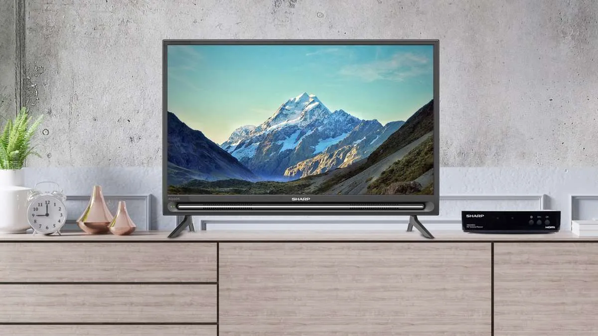 Mau Beli Meja TV untuk Rumah? Perhatikan 4 Hal Ini!