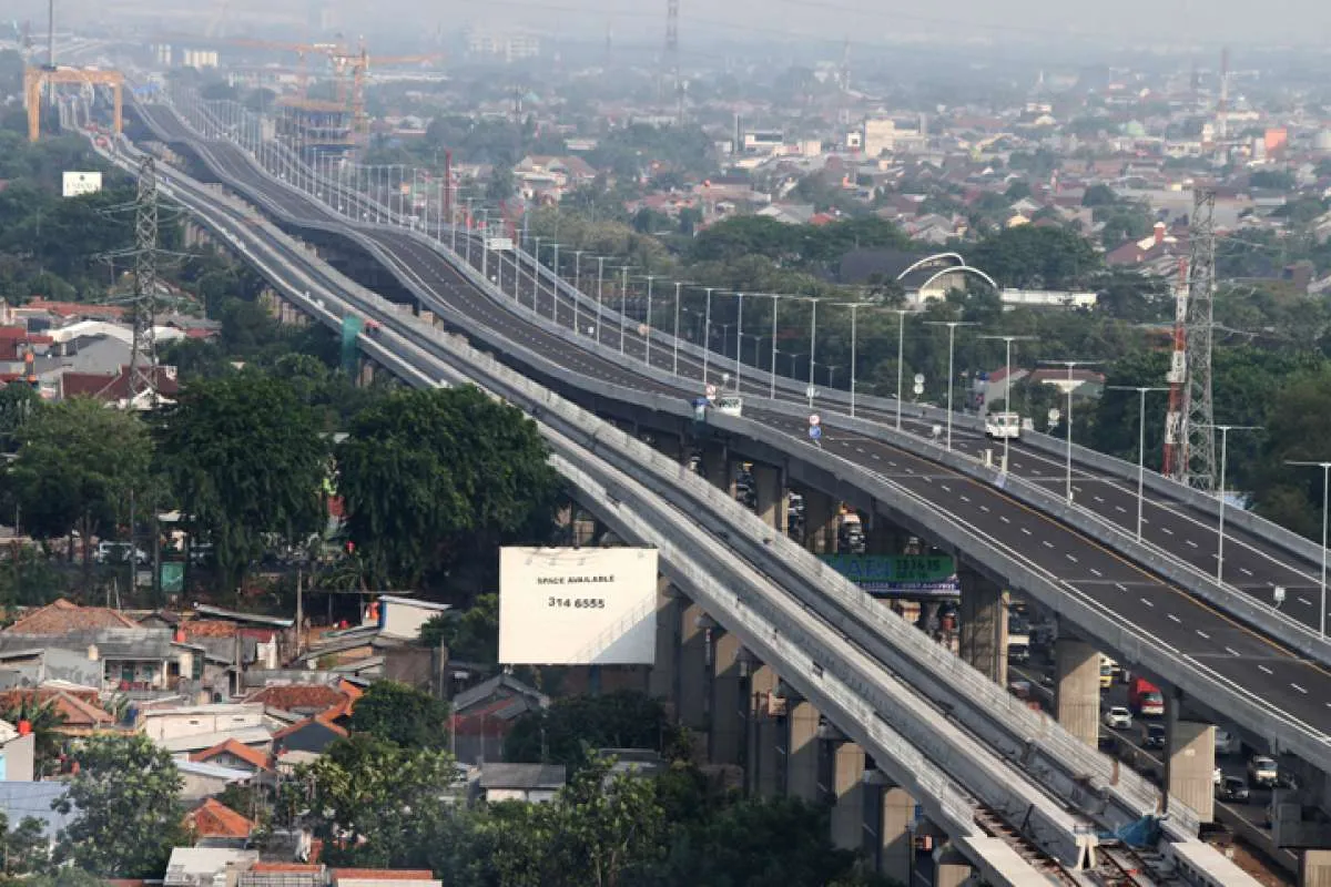 Pengoperasian tol Cikampek Elevated diundur