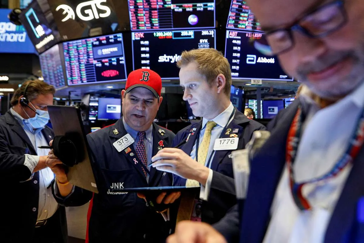 Ditopang laporan kinerja, indeks S&P dan Nasdaq cetak rekor penutupan tertinggi lagi