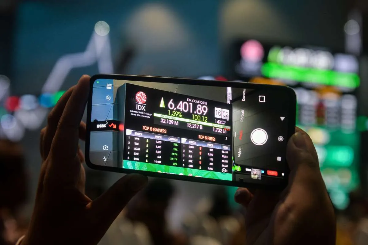 Asing Net Sell Jumbo Rp 1,03 Triliun, Cek Saham yang Banyak Dijual, Jumat (14/8)