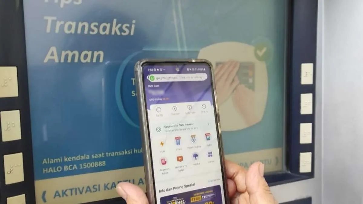 Cara Tarik Tunai OVO Cash di ATM BCA