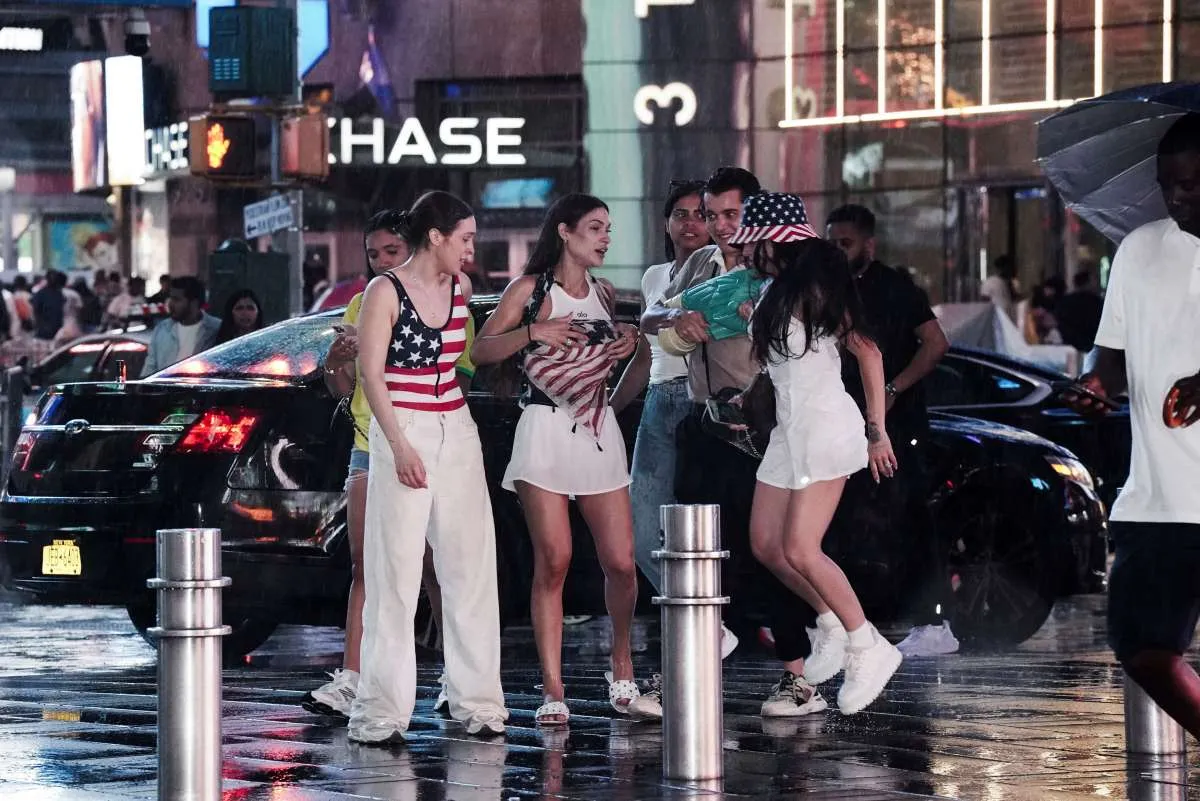 New York Jadi Negara Bagian Pertama di AS yang Hentikan Pembangunan Pusat Data Baru