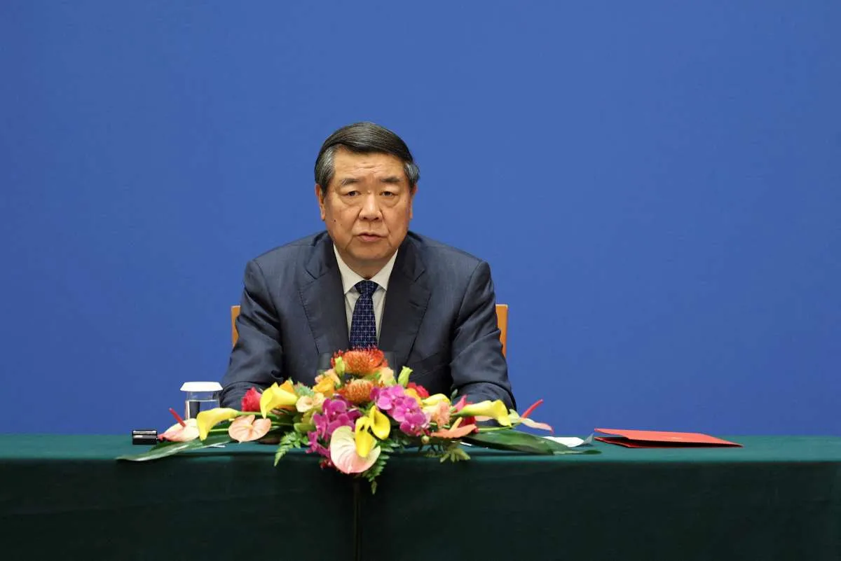 Bintang Ekonomi Baru China, He Lifeng, Hadapi Tantangan Kejar Pencapaian Pendahulunya
