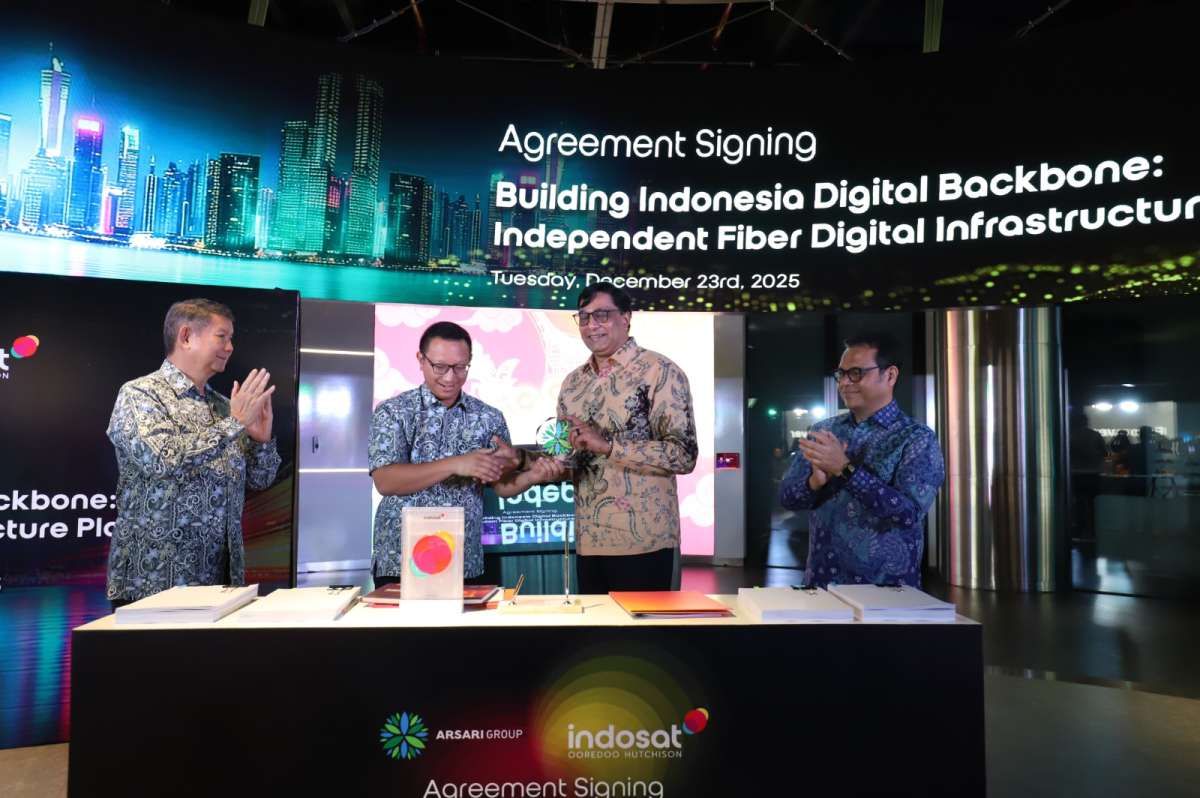 Indosat dan Arsari Group Bentuk Perusahaan Patungan Platform Serat Optik Digital