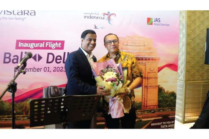 Keterangan Foto: Direktur Komersial dan Pelayanan AP1 Dendi T. Danianto saat acara penyambutan pener