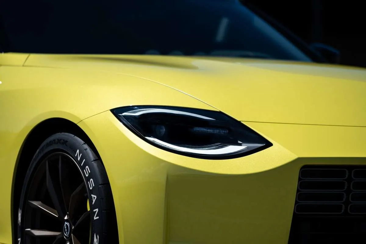 Baru dirilis, mobil Nissan Z Proto akhirnya tampil utuh, begini spesifikasinya
