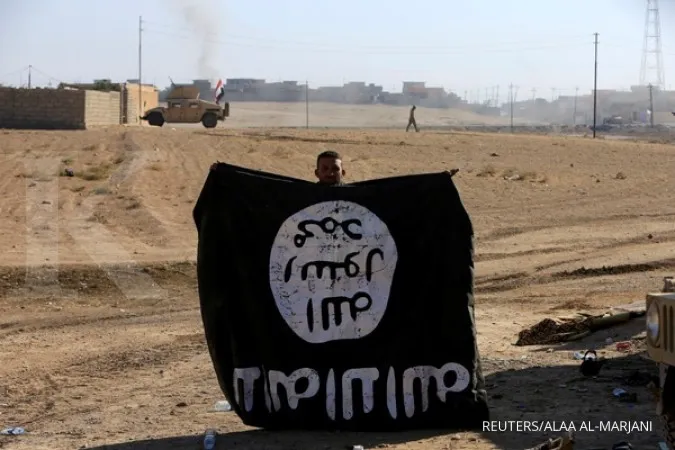 Former civil servant sells possessions to join IS