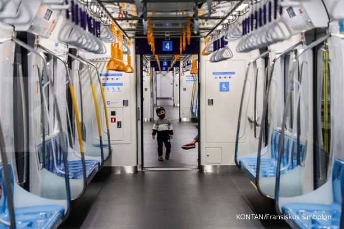 MRT Jakarta hanya layani pekerja sektor esensial dan kritikal mulai hari ini
