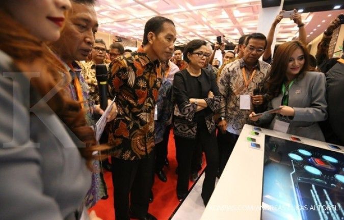 Jokowi coaxes start-ups to help make SMEs bankable