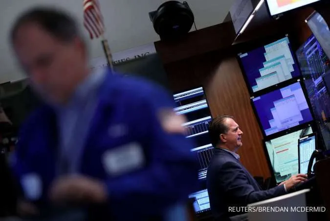 Wall St Week Ahead-Stock Investors See Green Light in Falling Treasury Yields