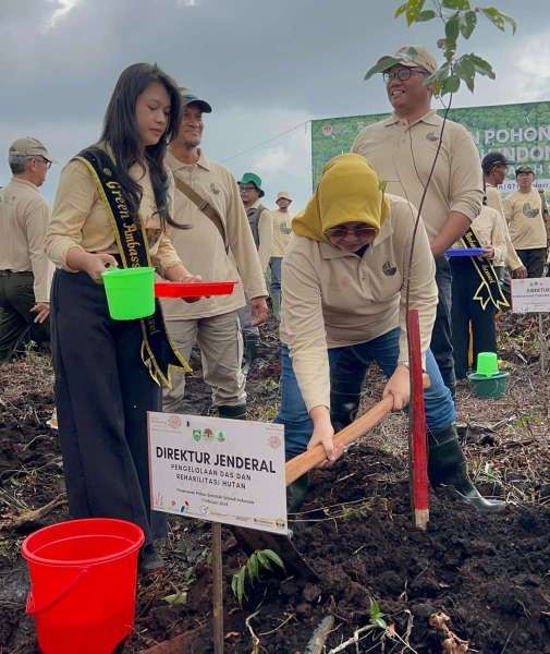 Peringati Hari Lahan Basah, KLHK Tanam Pohon Serentak di Seluruh Indonesia 