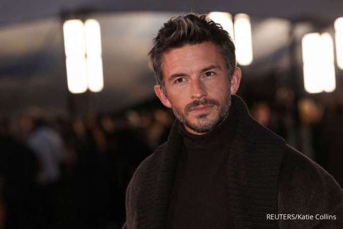 Jonathan Bailey, Bintang Film Wicked, Dinobatkan Sebagai Sexiest Man Alive 2025