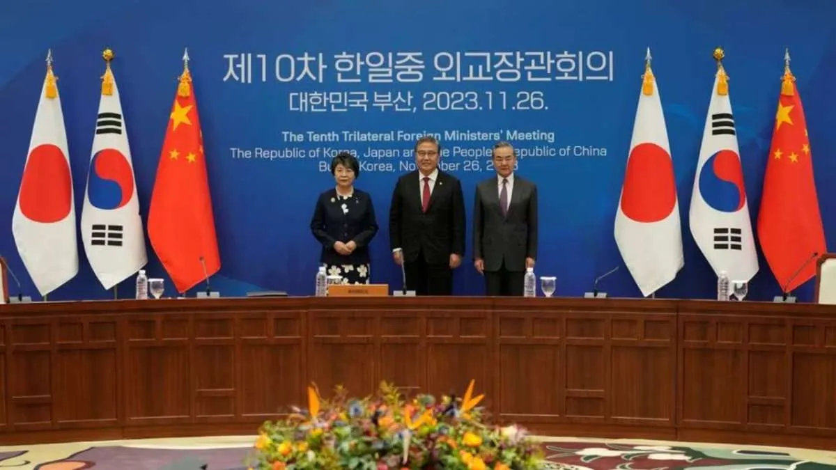 China, Japan, South Korea Agree to Boost Trilateral Ties, Seek Summit