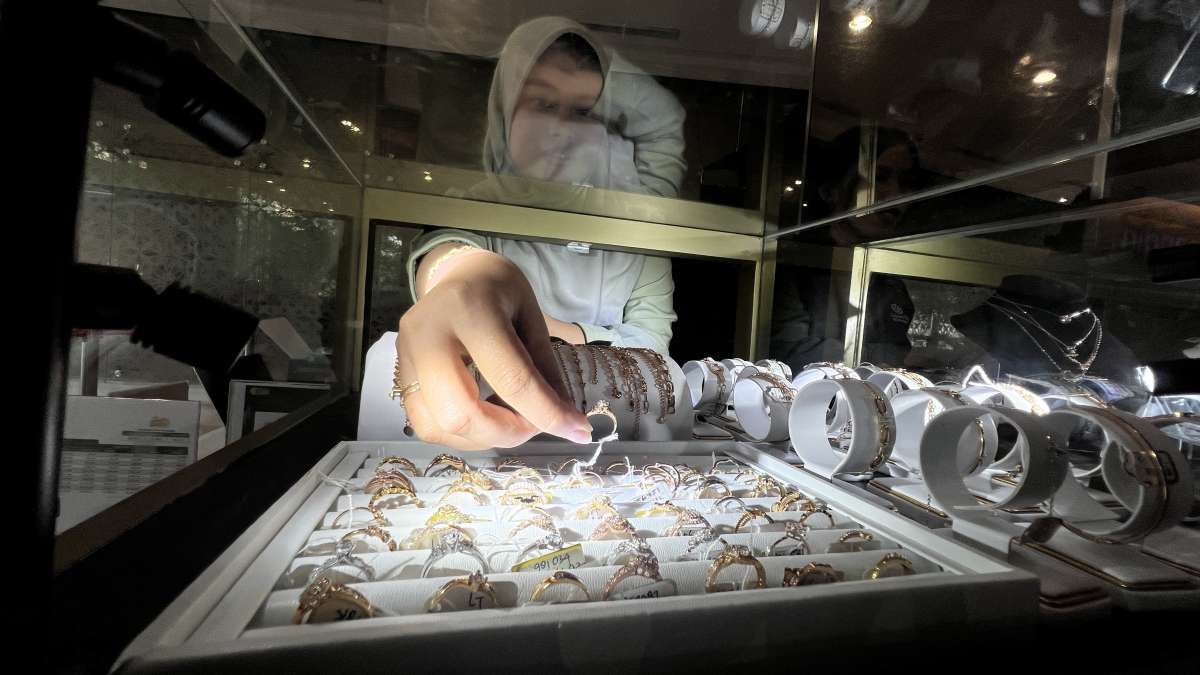 Nilai Perdagangan Emas Pegadaian Capai Rp 1,9 Triliun per April 2025