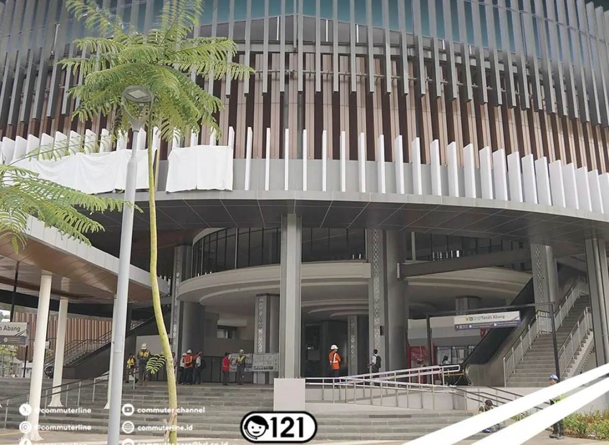 Bangunan Baru, Ini Perubahan Peron & Jalur di Stasiun Tanah Abang Mulai 29 Juni 2025