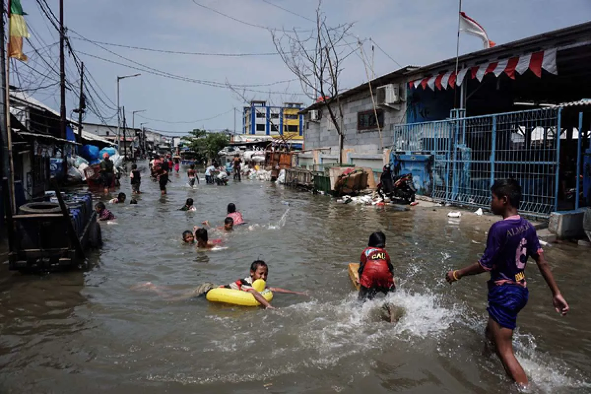 Pramono Ingatkan Potensi Banjir Rob di Pesisir Jakarta 28-29 Maret 2025