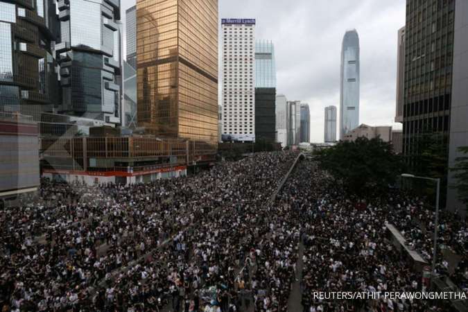 Puluhan ribu demonstran berkumpul di Hong Kong terkait pembahasan RUU ekstradisi