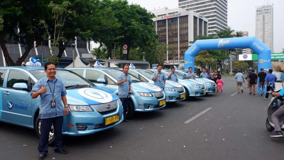 Kuartal III-2019, pendapatan Blue Bird (BIRD) turun tipis jadi Rp 2,96 triliun