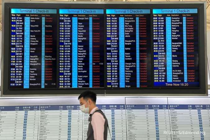 Hong Kong Kembali Buka Bandara Usai Dihantam Topan Ragasa