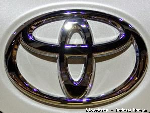 Toyota Bekukan Gaji Karyawan