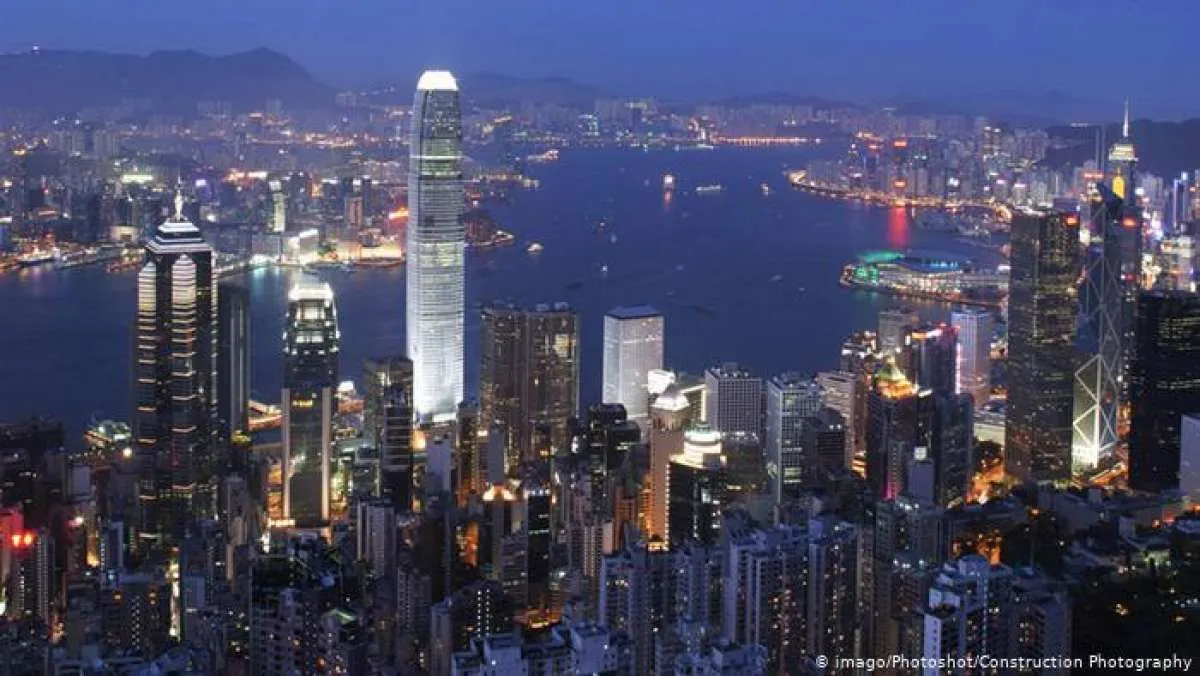 Amerika mulai melucuti status istimewa Hong Kong