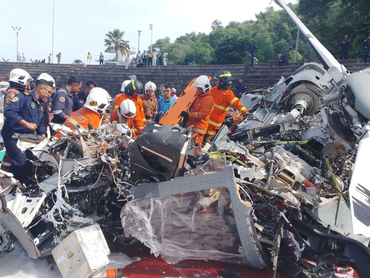 Dua Helikopter Tabrakan Saat Latihan di Malaysia, 10 Tewas