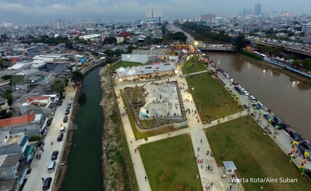 RPTRA dibangun swasta karena Ahok capek berantem