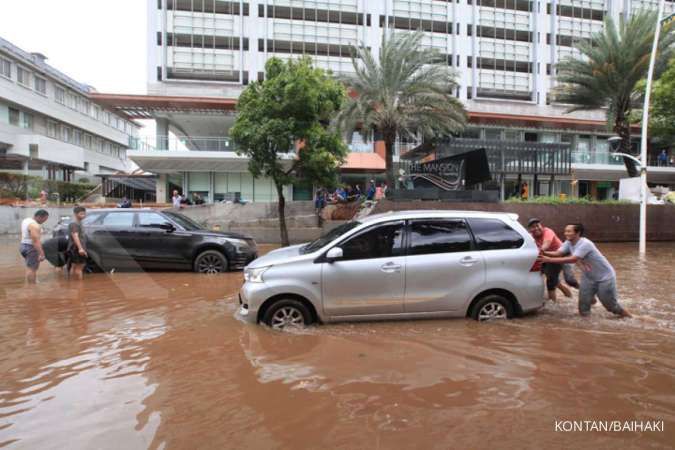 Minta pemerintah tanggap, Apindo khawatir banjir akan menambah beban pelaku usaha