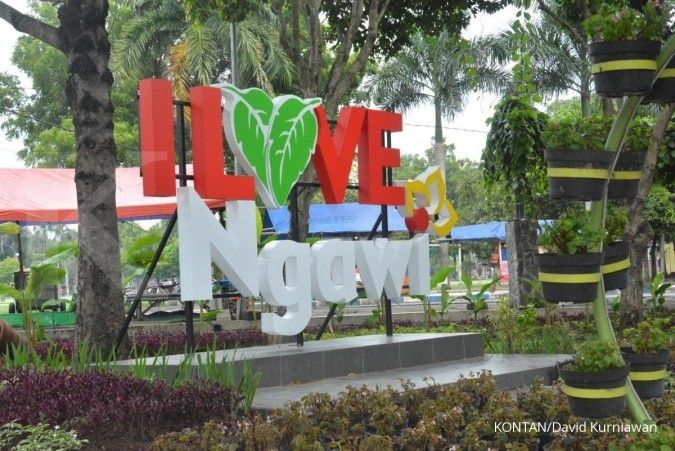 Alun-Alun Kota Ngawi, Jawa Timur. Jelajah Ekonomi Kontan Trans Jawa