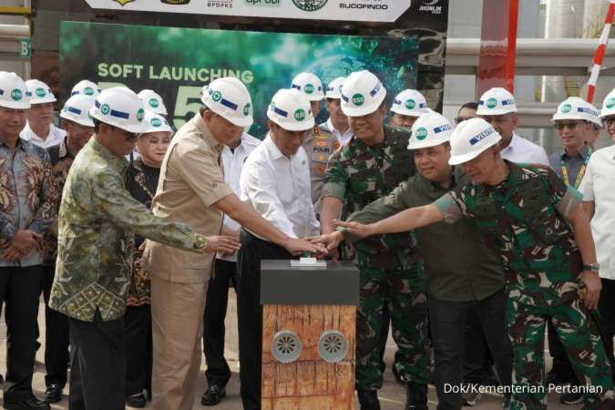 Mentan Andi Amran S Resmikan Soft Launching Implementasi B-50 di PT Jhonlin Agro Raya