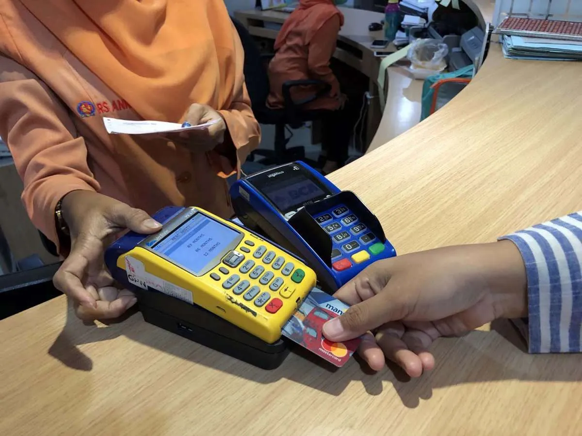 Transaksi mesin EDC perbankan mulai pulih, ini pendorongnya