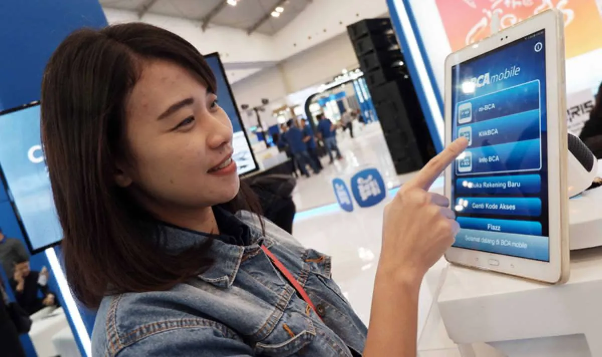 Buka rekening tabungan BCA lewat BCA Mobile lebih praktis! Begini caranya 