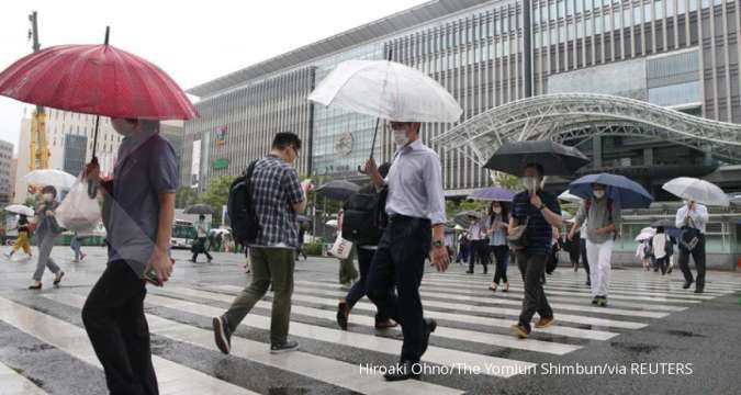 Office cluster pushes Tokyo coronavirus cases to 1,5 month high