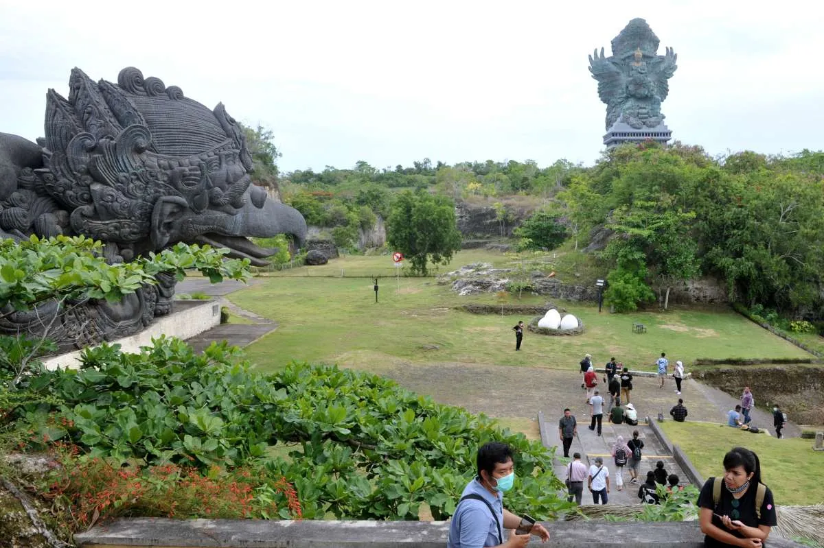Industri pariwisata dan perhotelan diprediksi belum pulih tahun ini
