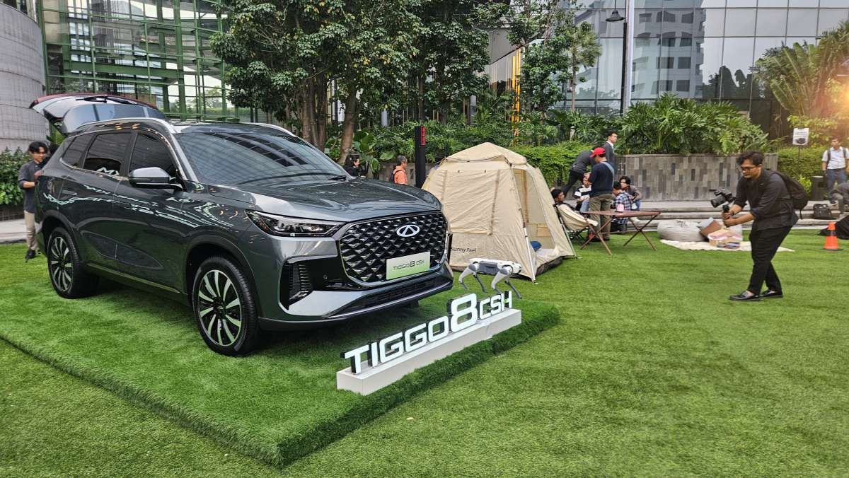 Chery Tiggo 8 CSH dapat Tempuh Jarak 1.300 Km dalam Sekali Pengisian BBM dan Baterai