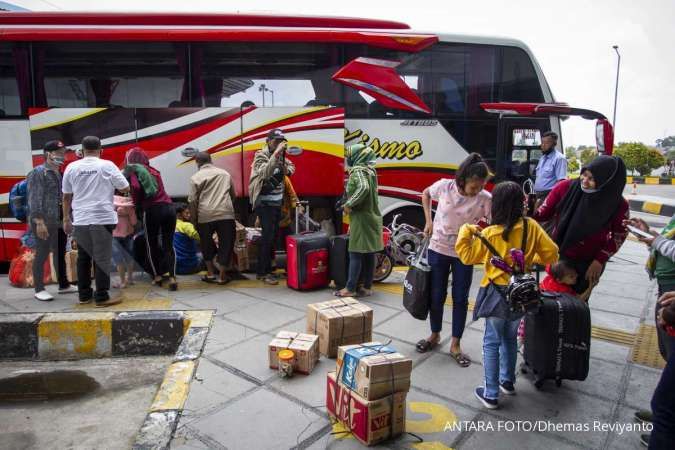 Ada kesempatan angkut penumpang mudik Lebaran, pengusaha bus naikkan harga tiket